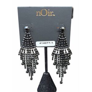 Noir Jewelry Black Chandelier Dangle Post Earrings. NWOT!